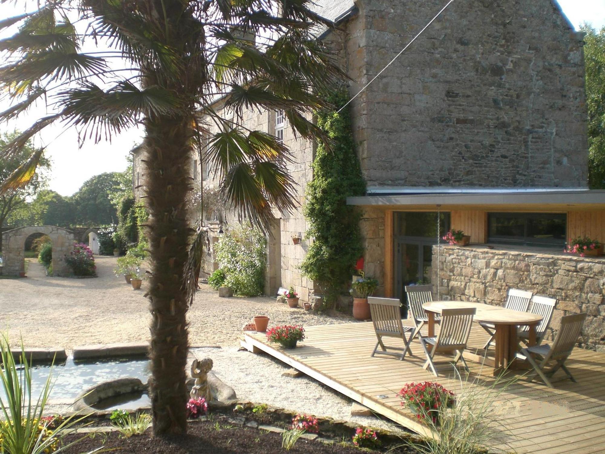 בית הארחה Saint-Quay-Perros 	Manoir De Keringant מראה חיצוני תמונה